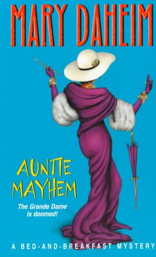 Auntie Mayhem / Mary Daheim.